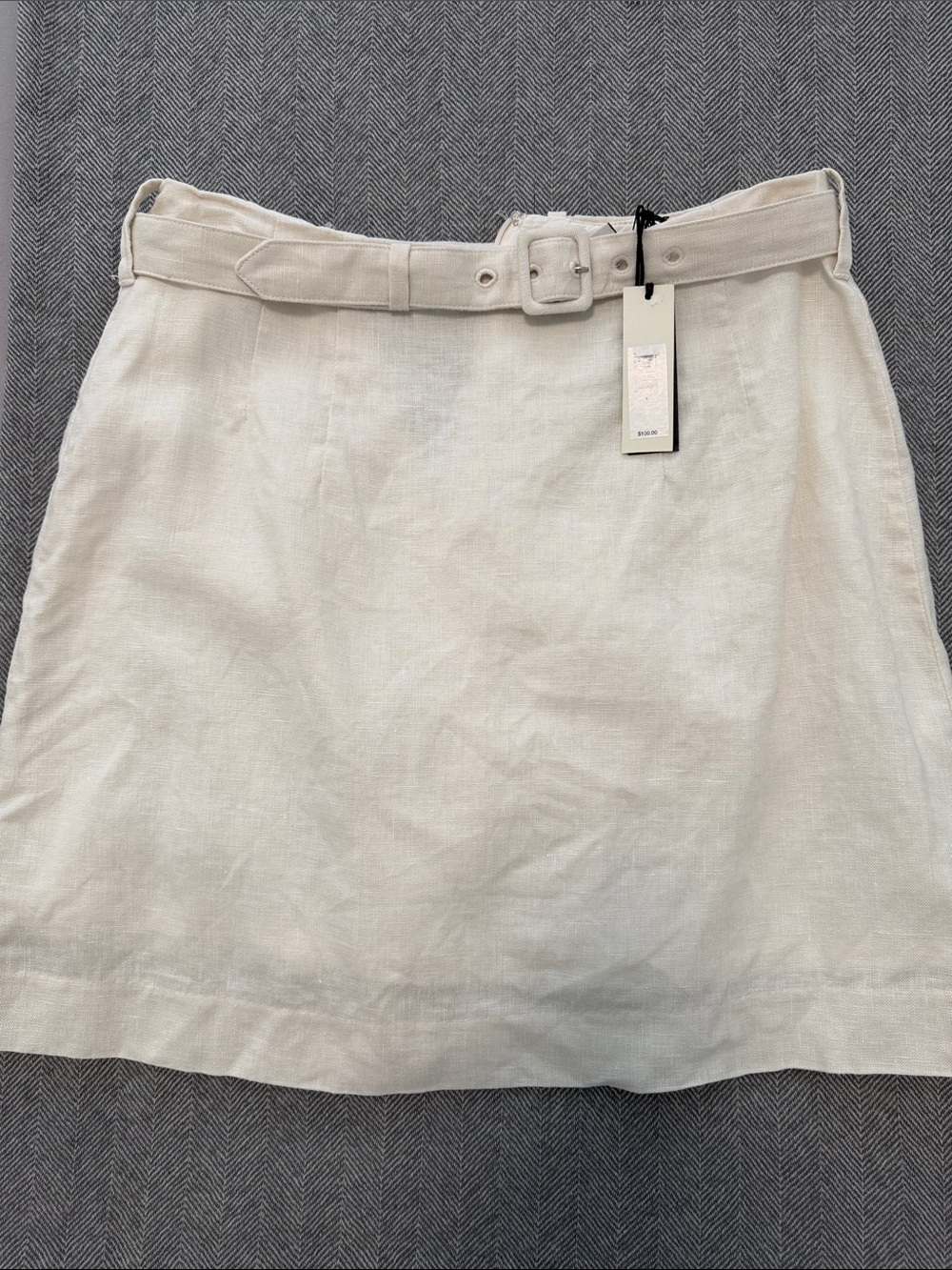 New! Banana Republic Cream Linen Mini Skirt with Belt.